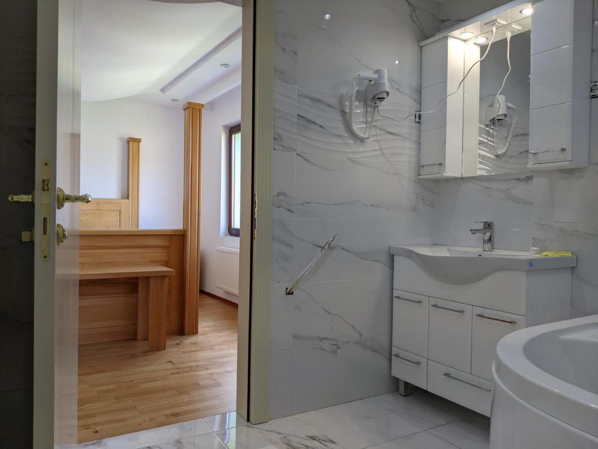 Apartments & Restaurant Abas Плав Экстерьер фото