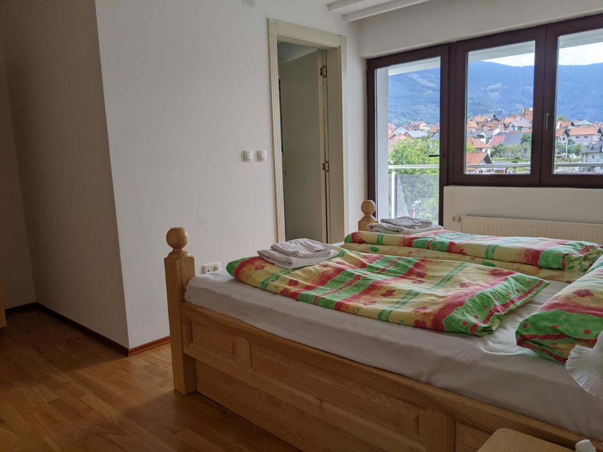 Apartments & Restaurant Abas Плав Экстерьер фото