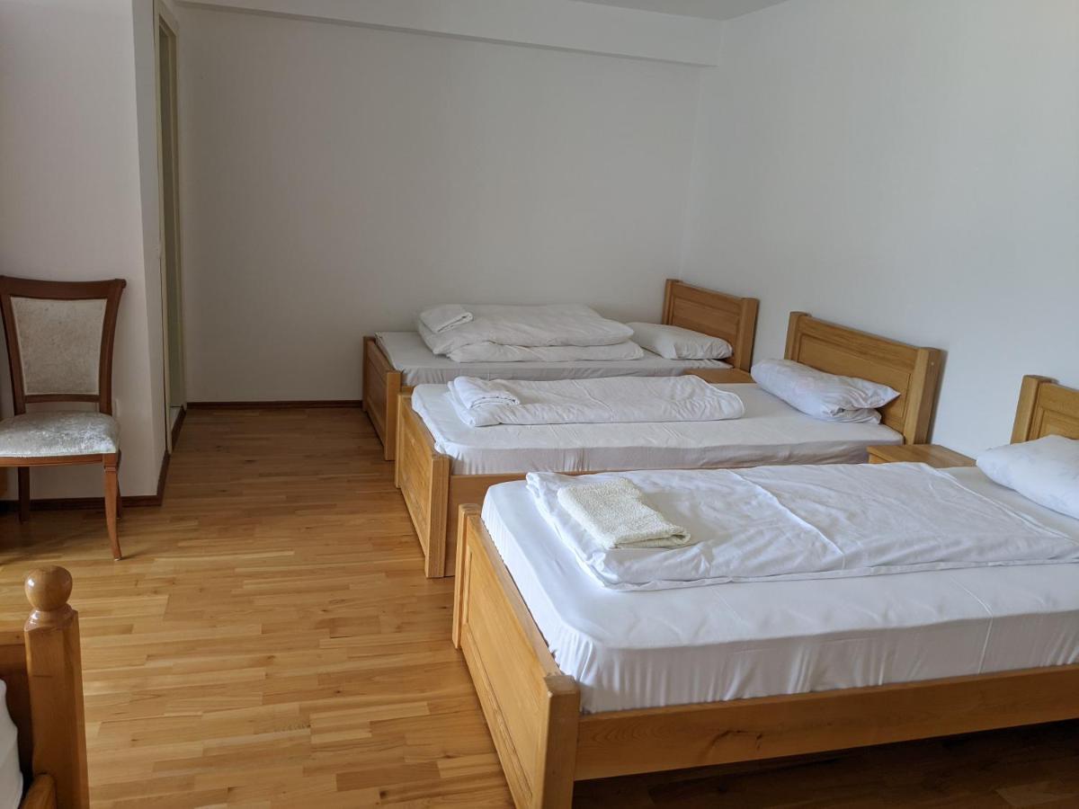 Apartments & Restaurant Abas Плав Экстерьер фото