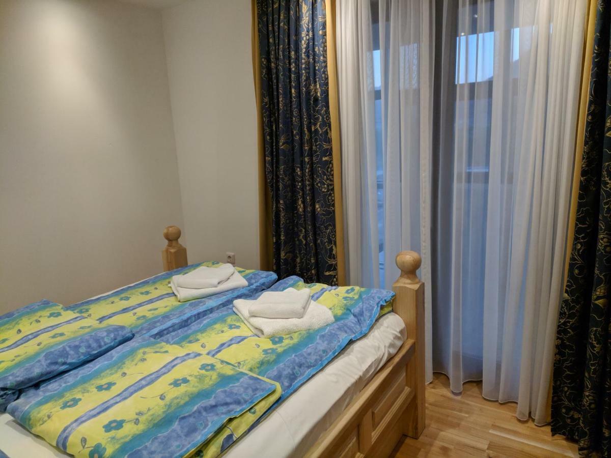 Apartments & Restaurant Abas Плав Экстерьер фото