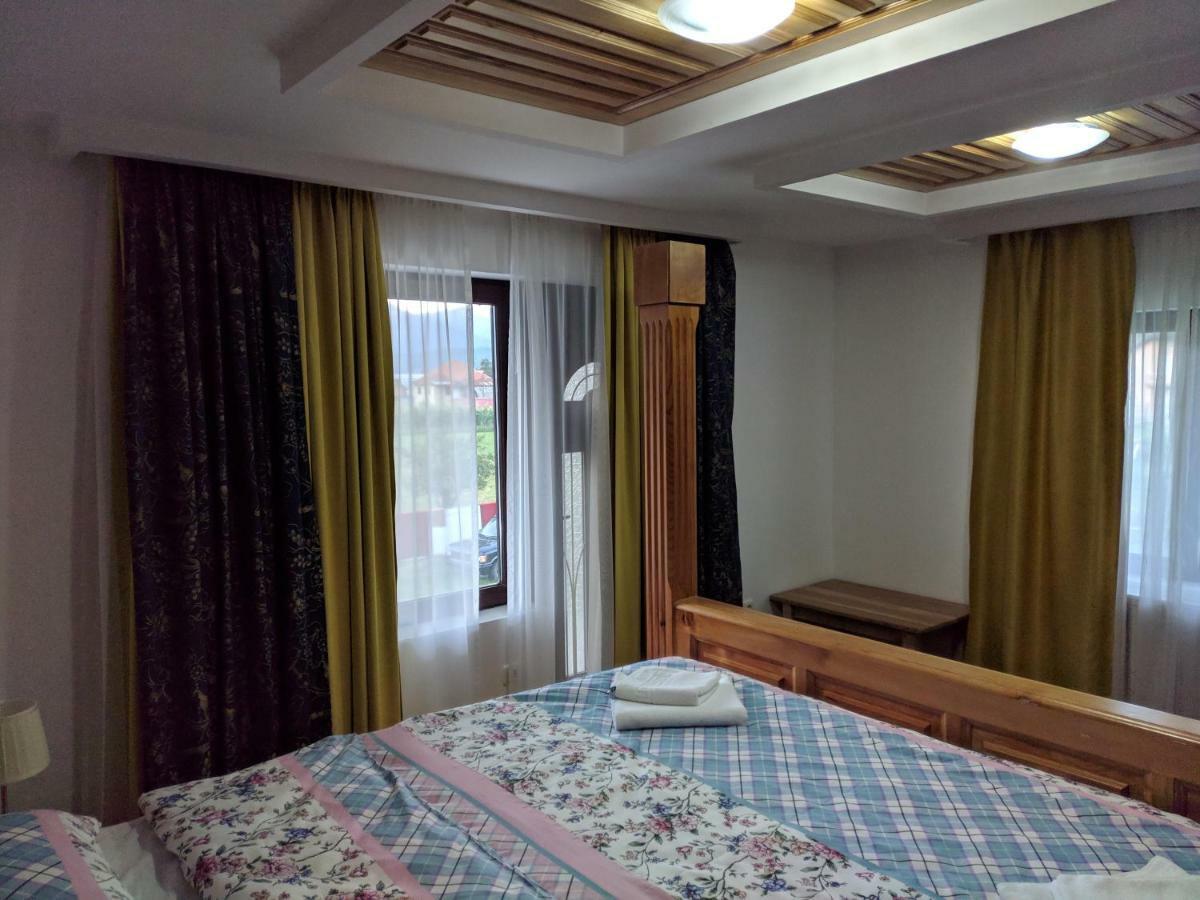 Apartments & Restaurant Abas Плав Экстерьер фото