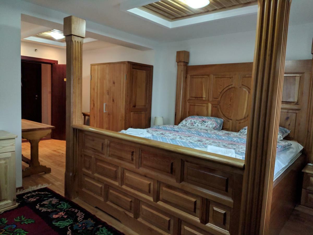 Apartments & Restaurant Abas Плав Экстерьер фото
