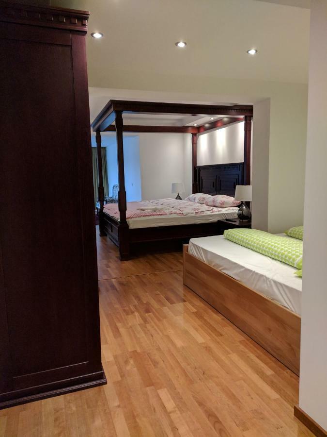 Apartments & Restaurant Abas Плав Экстерьер фото